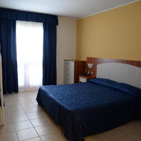 Hotel Club Portogreco Scanzano Jonico Екстериор снимка