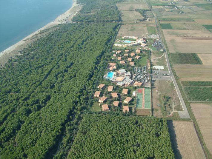 Hotel Club Portogreco Scanzano Jonico Екстериор снимка