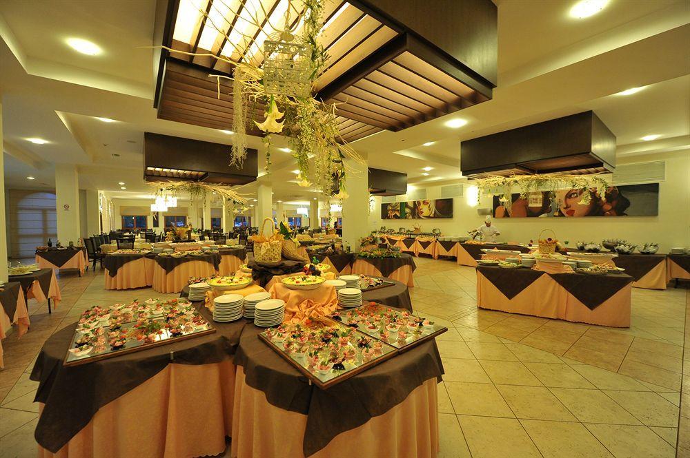 Hotel Club Portogreco Scanzano Jonico Екстериор снимка